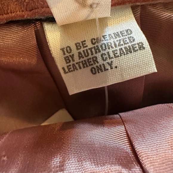 Vintage Women’s Suede Skirt Suit - Picture 8 of 8